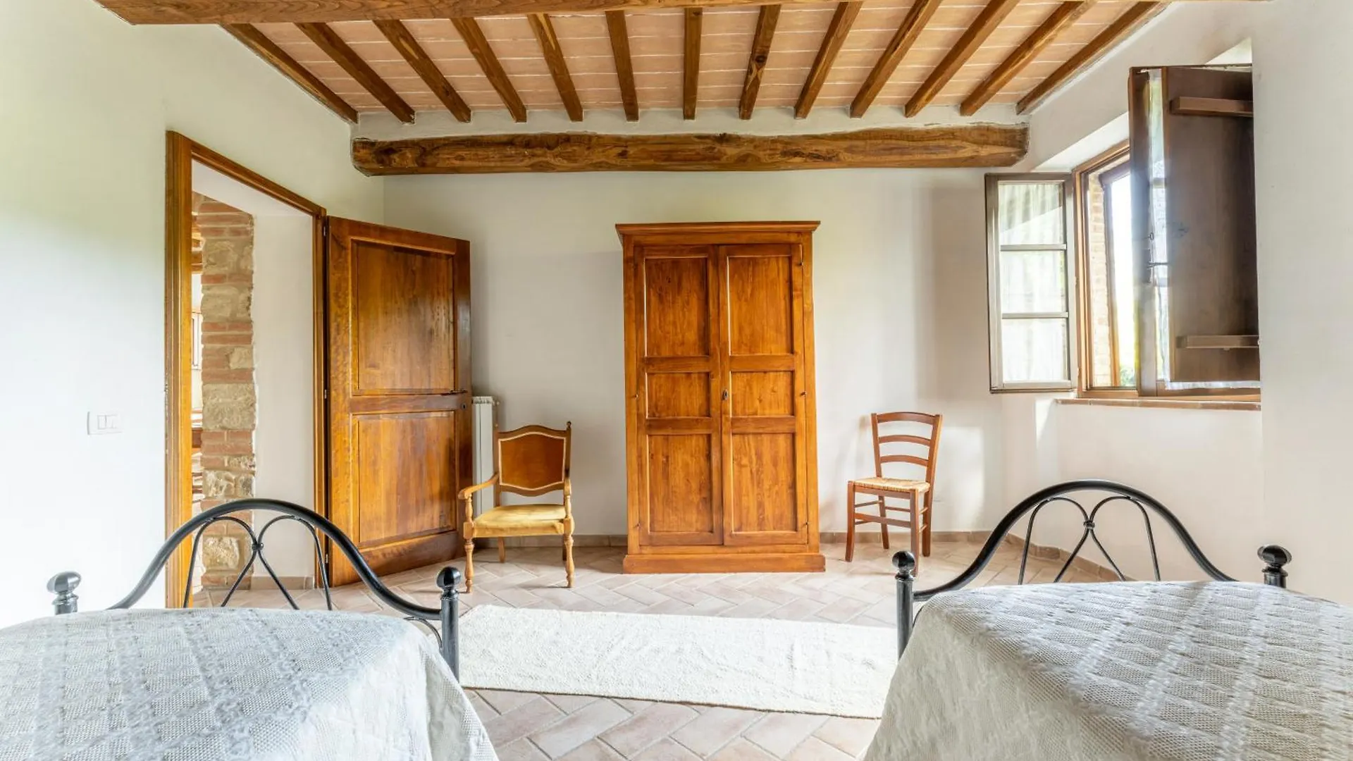 Podere Marcigliana Radicondoli 0*,  Italy
