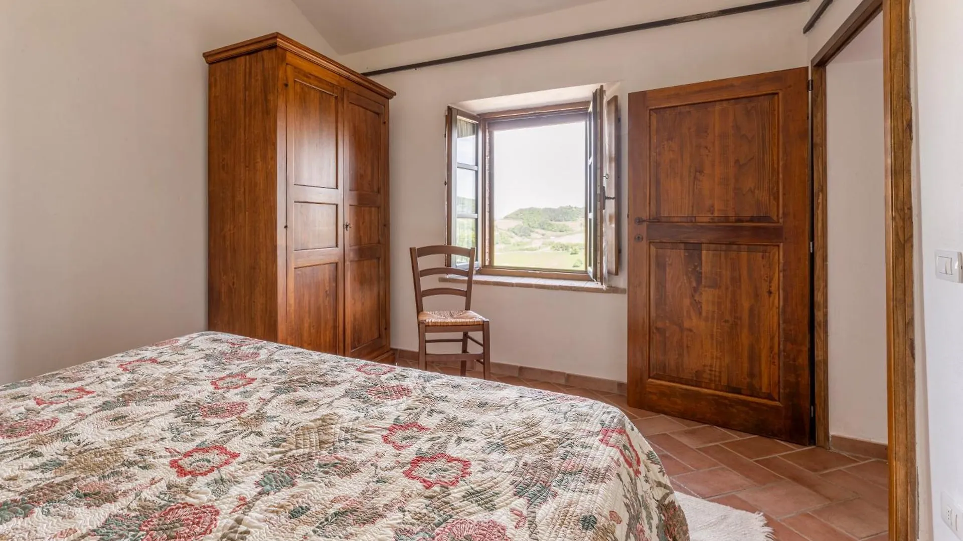 Podere Marcigliana Radicondoli Apartment