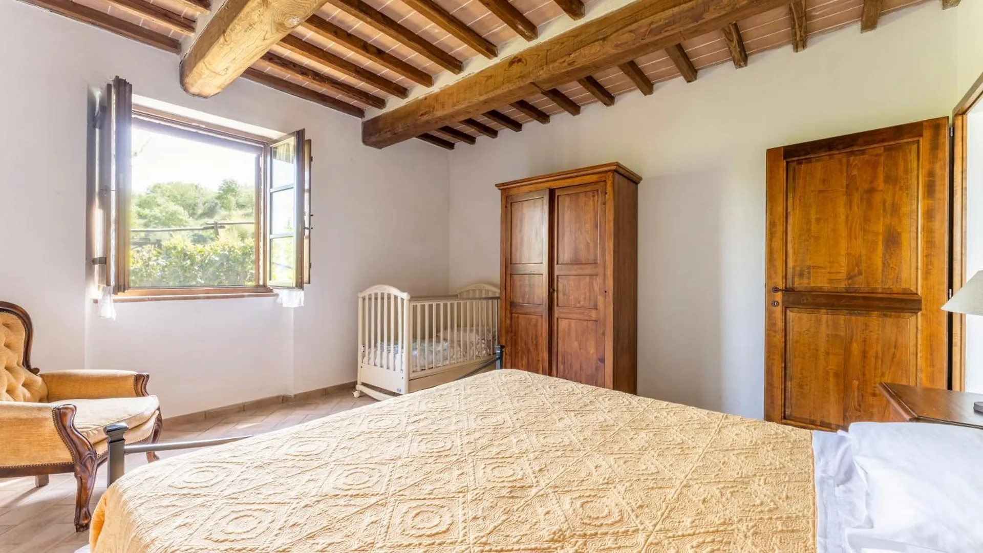Podere Marcigliana Radicondoli 0*,